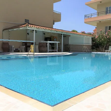 Evdokia αpartments & Dimitra Village شقة فندقية Agia Marina
