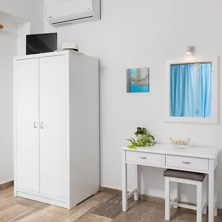Evdokia αpartments & Dimitra Village شقة فندقية