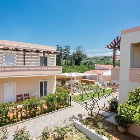 Evdokia αpartments & Dimitra Village شقة فندقية
